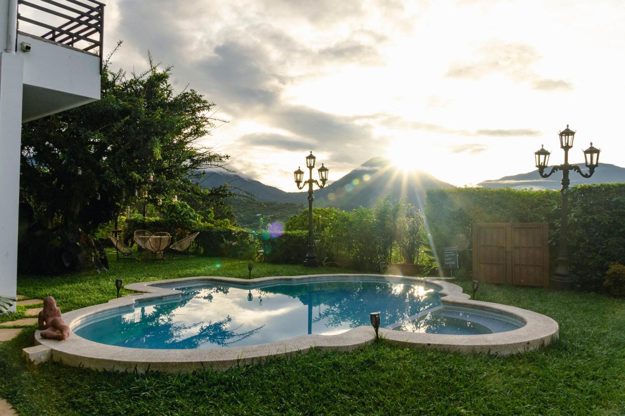 Hotel Juayua ภายนอก รูปภาพ