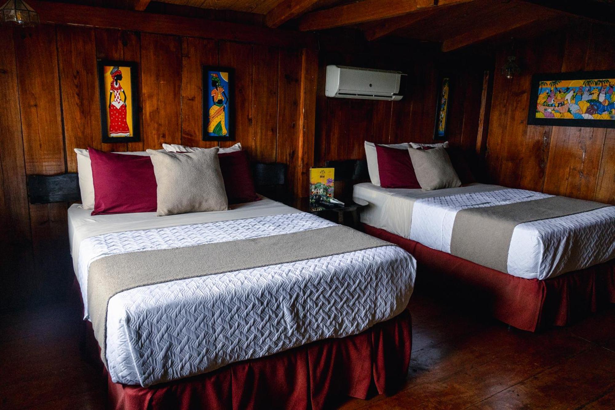 Hotel Juayua ภายนอก รูปภาพ